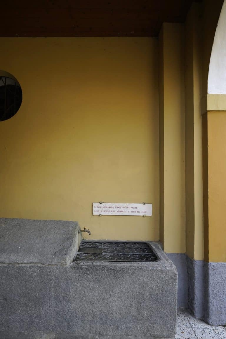 Vasca spezzata al Santuario San Giovanni al Calandrone - Merlino